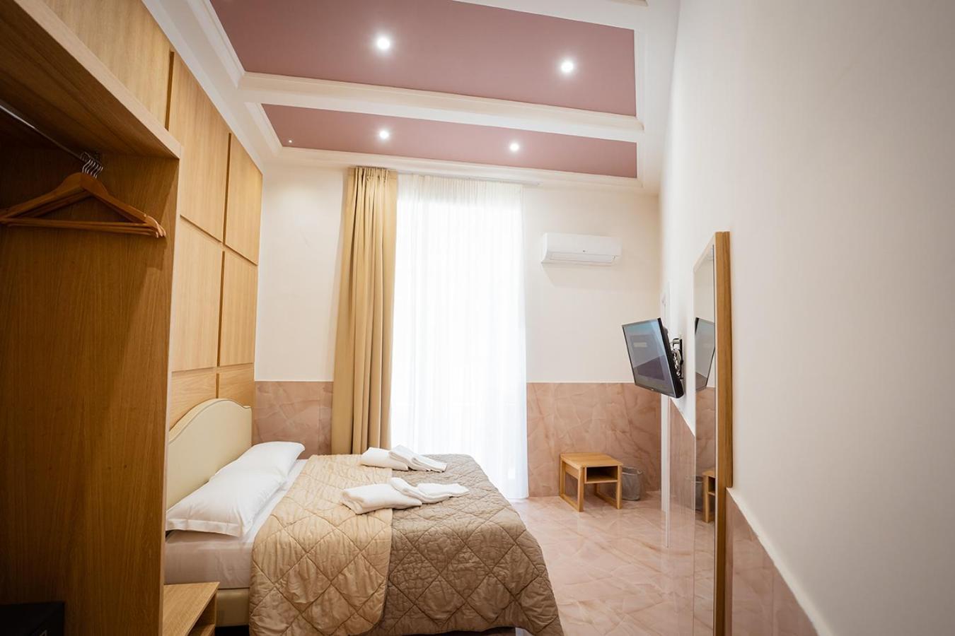 Maison d'hôtes P.c. Boutique H. Lifestyle, Centro, By Clapa Group Dislocated Hospitality Naples
