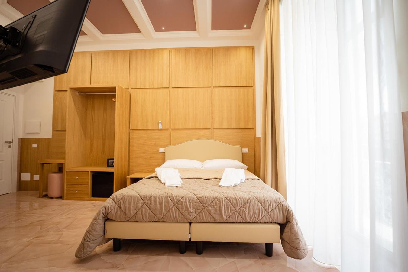 P.c. Boutique H. Lifestyle, Centro, By Clapa Group Dislocated Hospitality * Naples